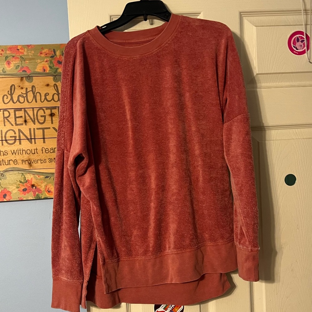 sweatshirt